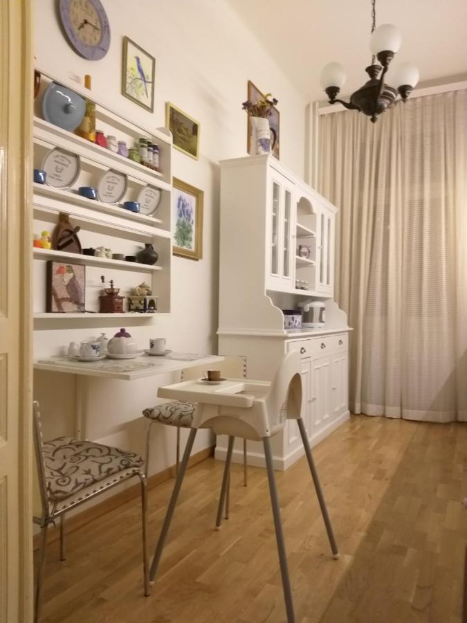Retro Big Apartment With Two Balconies And Lift Karlovy Vary Exterior foto
